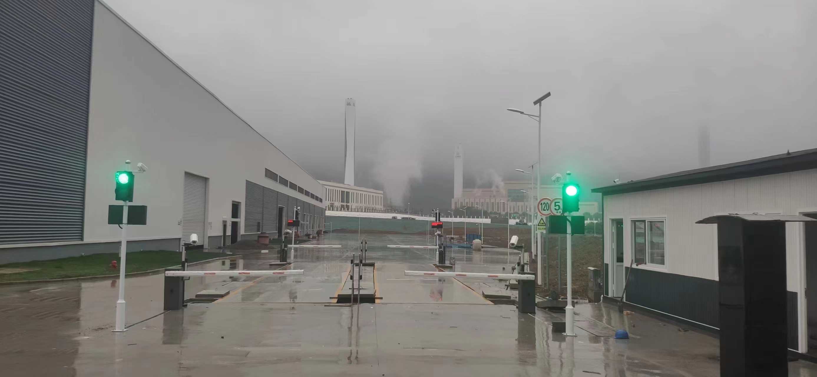 無人值守（雙向車牌識別）